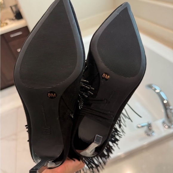 Elegant Black Fringe Knee-High Boots - Picture 3 of 3